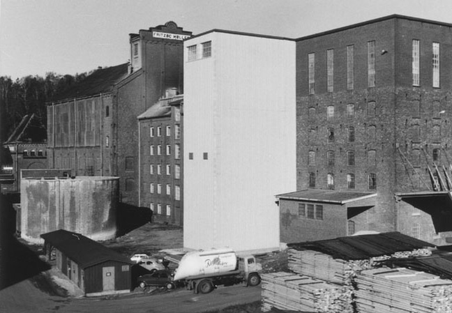 referansebygg-larvik-molla-historie