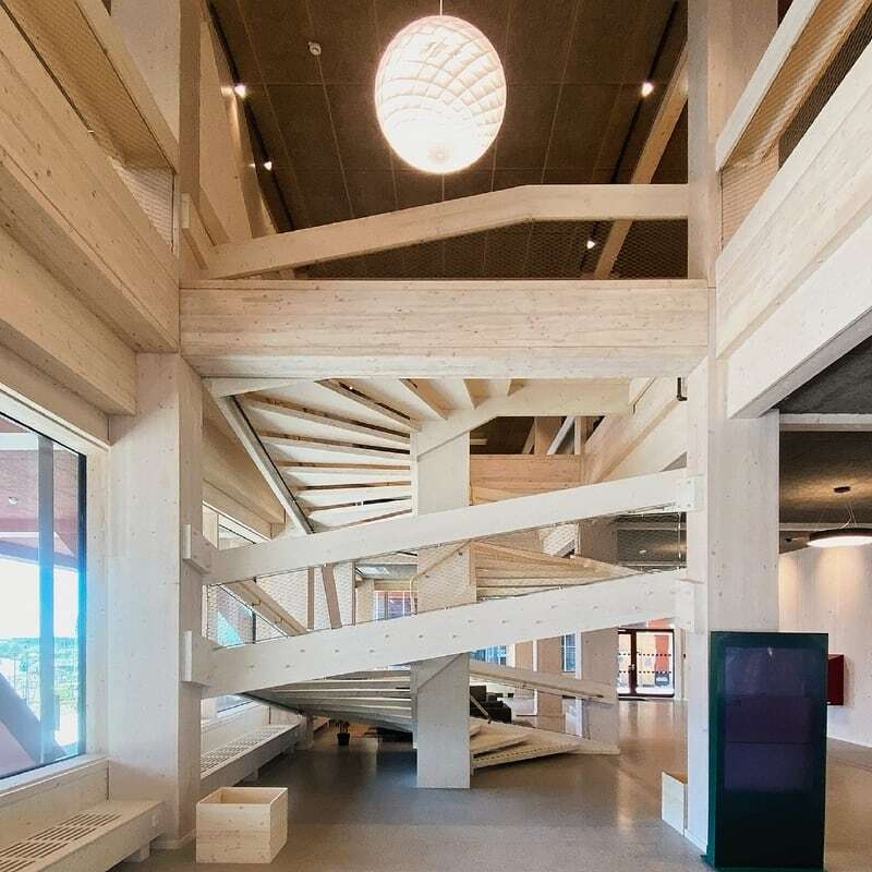 Innvendig tretrapp mellom etasjene Fyrtornet i Malmø