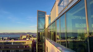 Nordre Gate 12 glassfasade på taket