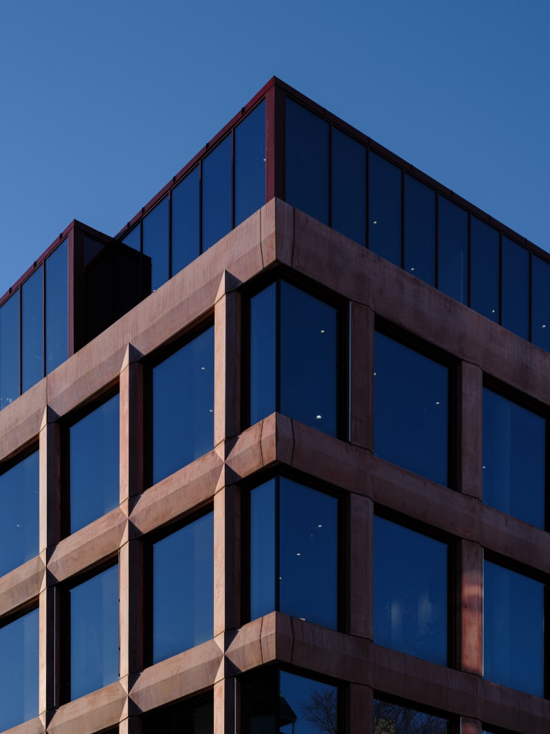 Pir Ålesund utsnitt av glassfasade
