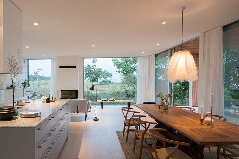 villa-beddinge-sverige-spisebord