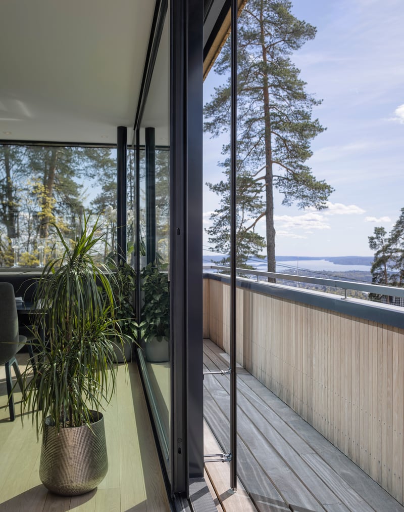 villa-corneliussen-utsikt-balkong