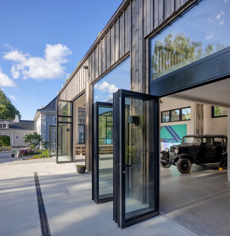 wergelandshaugen-atelier-side-aapne-dorer